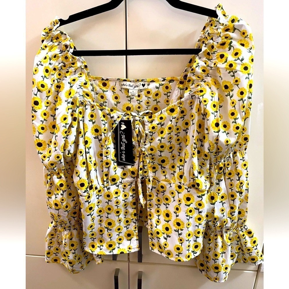 Whos That Girl Sunflower Tie Up Size L Balloon Sleeves Blouse Top NEW